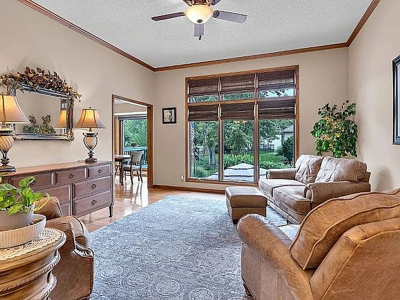 3rd image of 7805 W Quail Run Cir