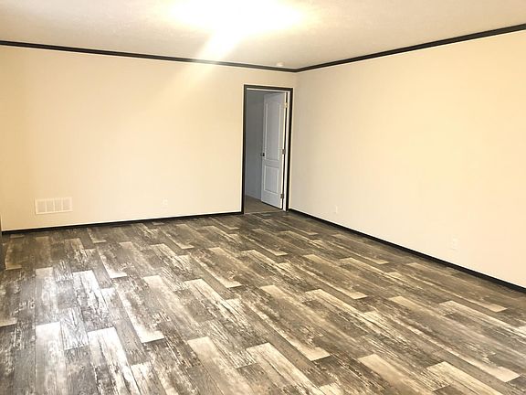 2nd image of 59097 Faye St
