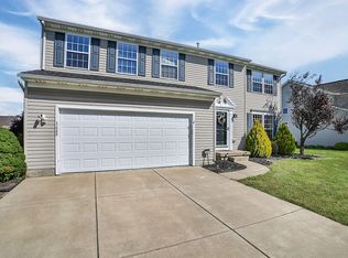 3689 Trails End Ln, North Tonawanda, NY 14120