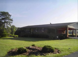 136 Hill Top Dr, Advance, NC 27006