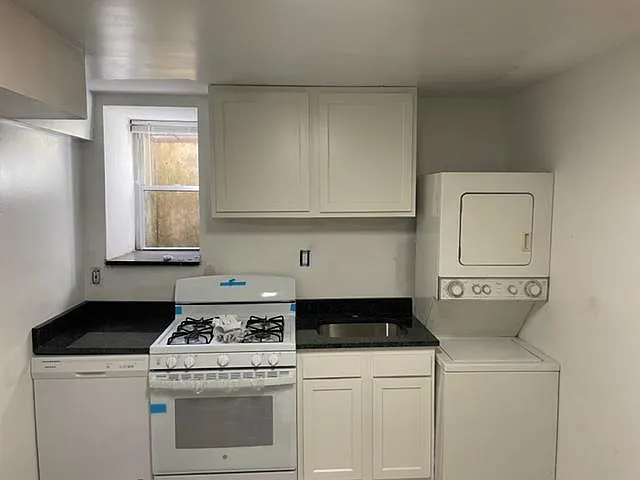 4315 River Rd NW #6 — Photo 1