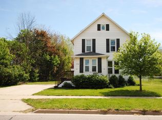 778 Jordan Lake Ave, Lake Odessa, MI