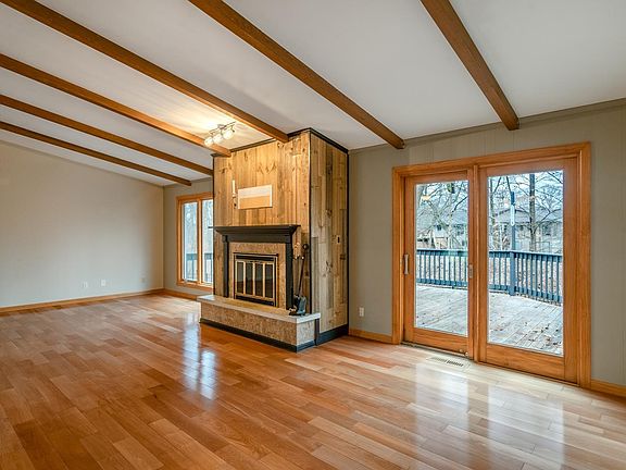 5th image of 1826 Arrowhead Dr