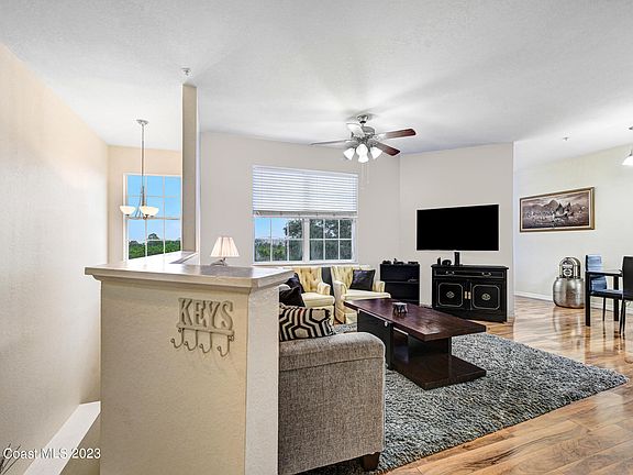 2nd image of 1747 Sophias Dr APT 201