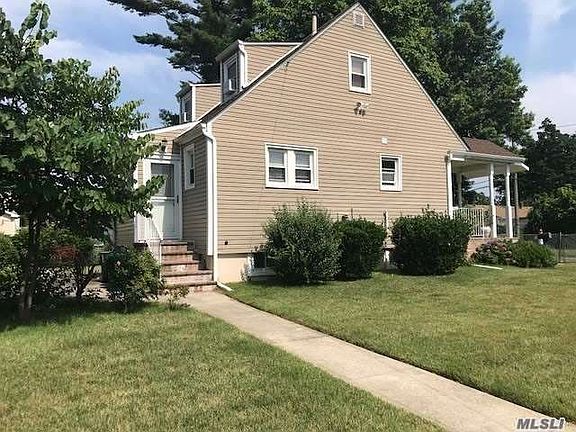 2nd image of 42 Dekalb Ave