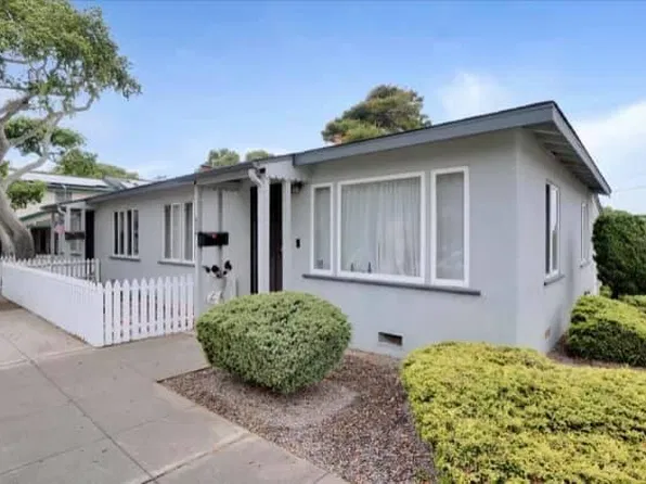 828 Sinex Ave #A, Pacific Grove, CA 93950
