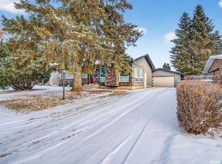 418 Tennant WAY, Saskatoon, SK S7H 5C4
