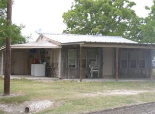 174 La Lucia St, Port Lavaca, TX 77979