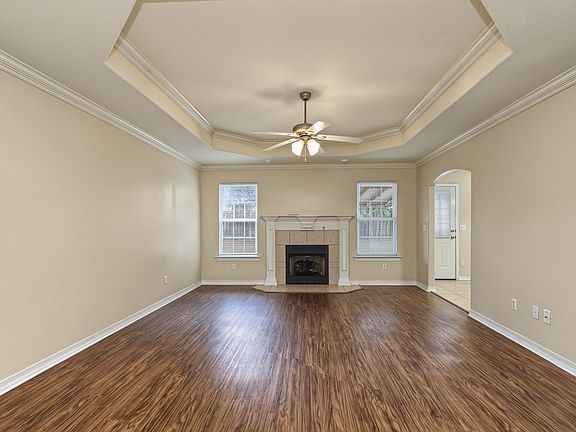 5th image of 350 Beasley Dr