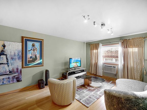 4th image of 414 S Scoville Ave APT 23