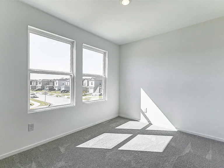 21438 Carosella Dr — Photo 17