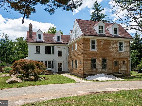 3rd image of 107 Old Lancaster Rd