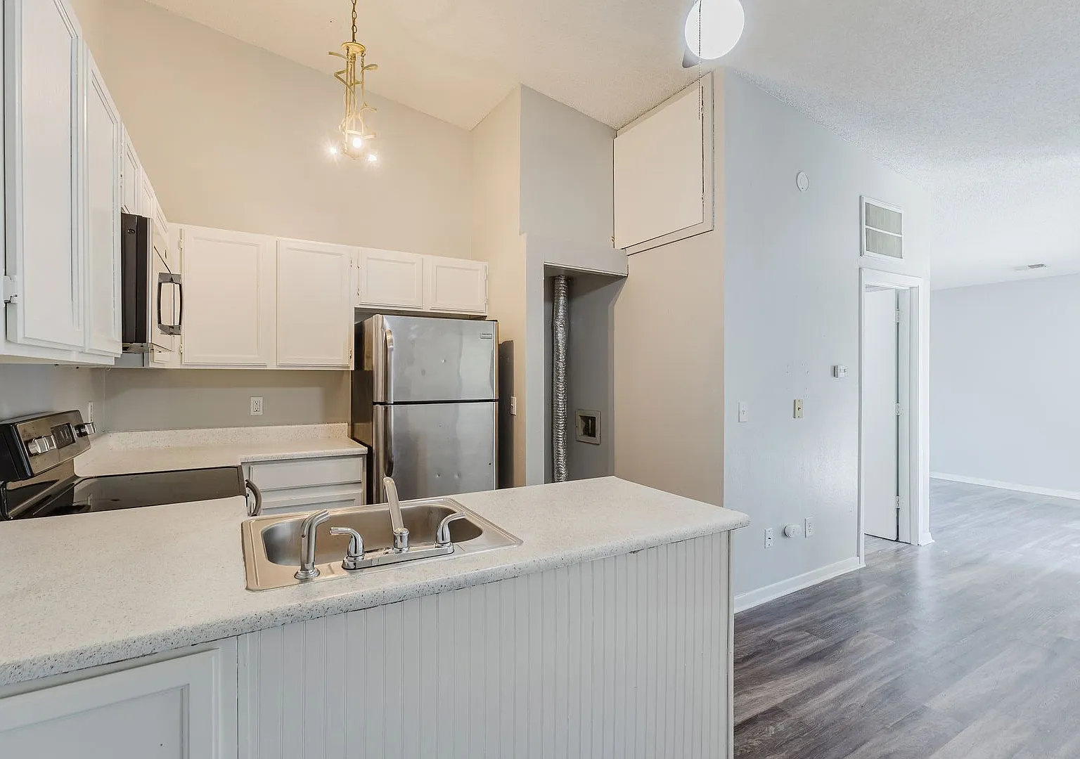Studio Apartment in the Sable Cove Community! — Photo 4