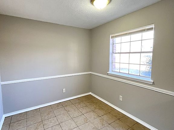 4th image of 3772 N Nicklas Ave #0