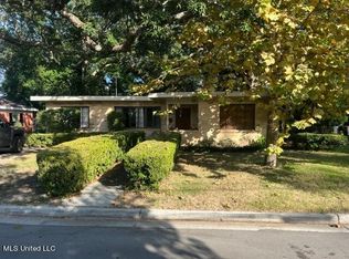 172 Azalea Dr, Biloxi, MS 39530