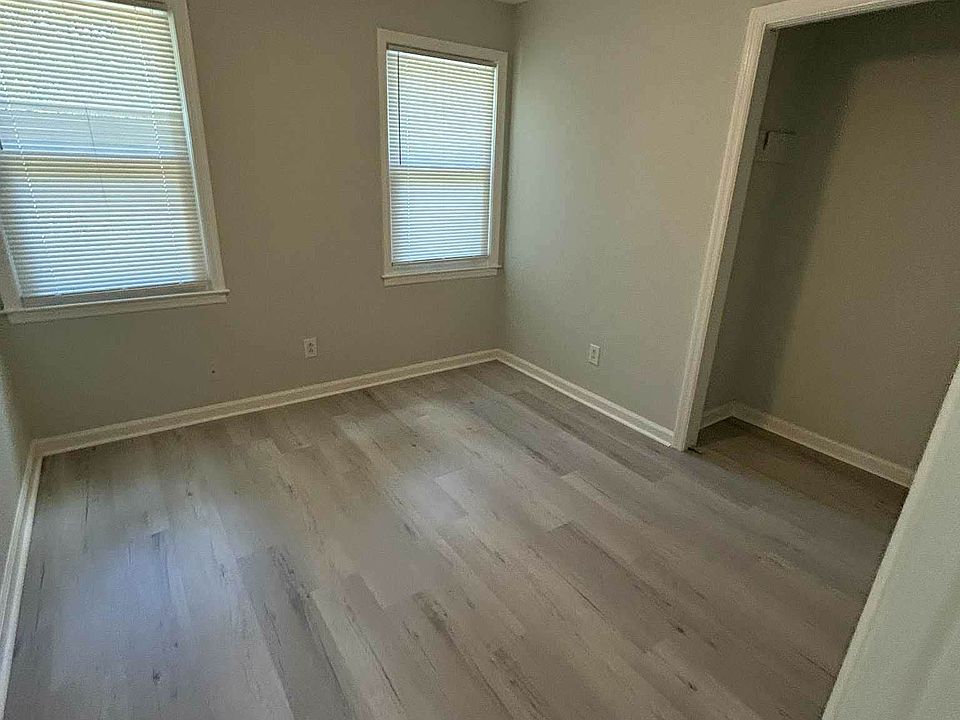 1st image of 111 Arbor Rd