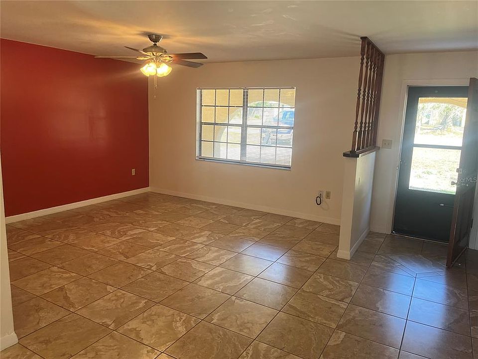 1st image of 2330 NE 41st St #2330