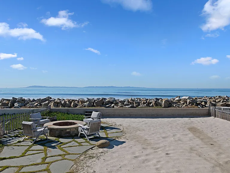 5458 Rincon Beach Park Dr — Photo 20