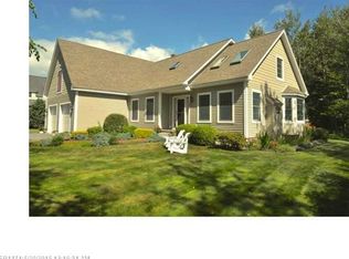 447 Woodside Rd, Brunswick, ME 04011