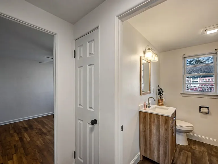850 Church St — Photo 21