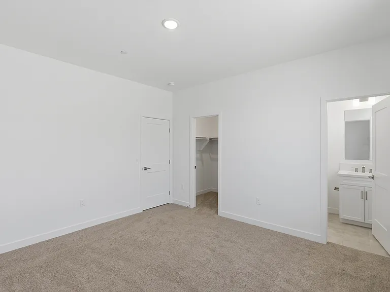 11647 Saddleback Dr — Photo 30