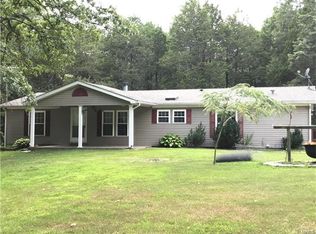 29543 Pinnacle Lake Rd, New Florence, MO 63363