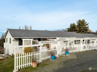 2374 Voyager Ter, Oak Harbor, WA 98277