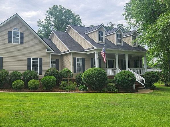 141 Clinton Crossing Dr