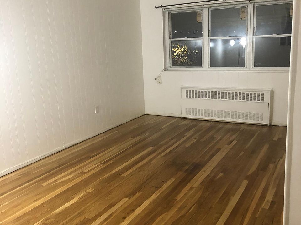 1st image of 1937 Strang Ave #2