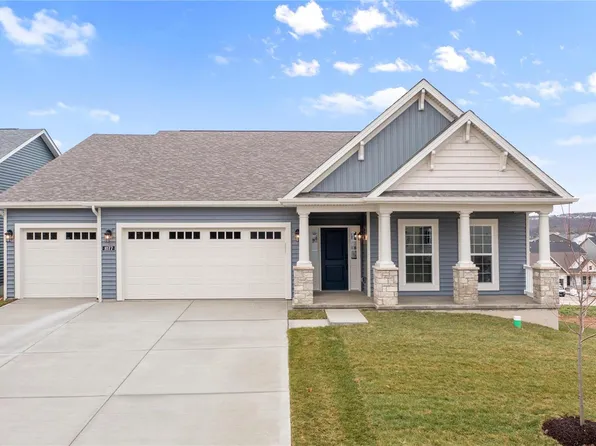1077 Bloomfield Dr, Eureka, MO 63025