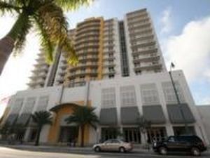 900 SW 8th St APT 1603, Miami, FL, 33130