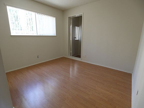 5th image of 4963 Campbell Ave APT 18