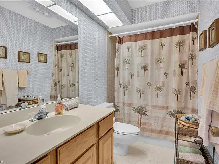 1251 Broadwater Dr — Photo 32
