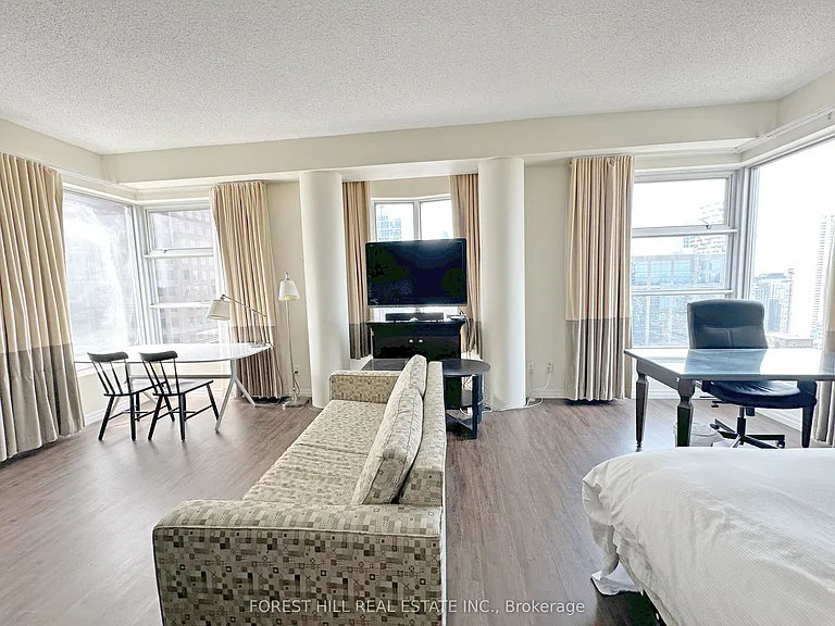1 King St W #3203 — Photo 11