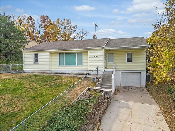 2nd image of 4702 Farley Ave