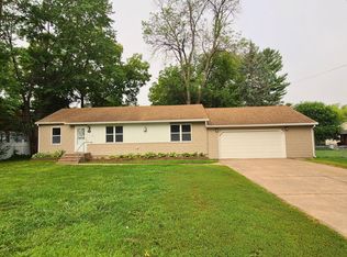 444 S Shore Dr, Forest Lake, MN 55025