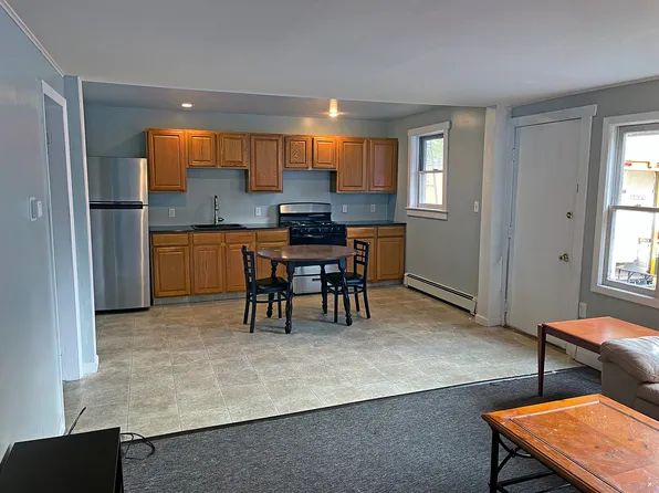 (undisclosed Address), Oneonta, NY 13820