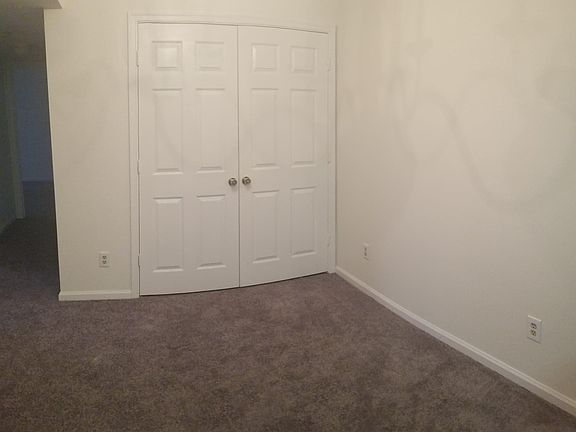 2nd image of 523 Mystic Dr APT E