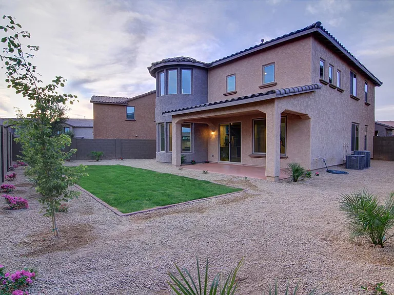 3607 E Salter Dr — Photo 9