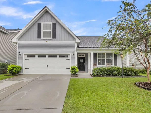 111 Cooks Rest Ln, Moncks Corner, SC 29461