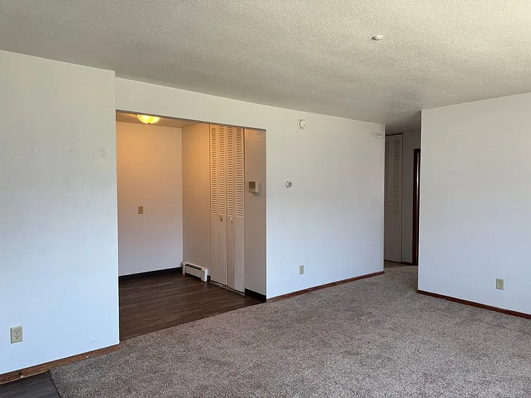 College Park Apartments — Photo 82