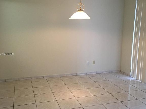 4th image of 9923 Costa Del Sol Blvd