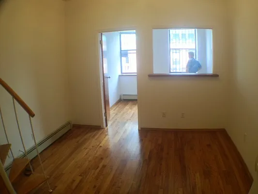 Rented by (Legacy) NY Quality Living Uptown | media 7