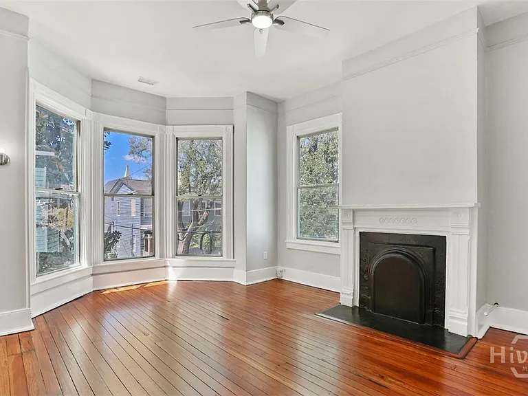 1112 Barnard St #A — Photo 31