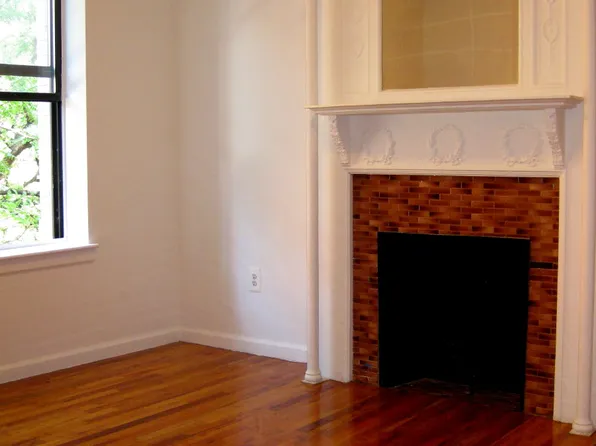 160 West 118th Street image 1 of 9