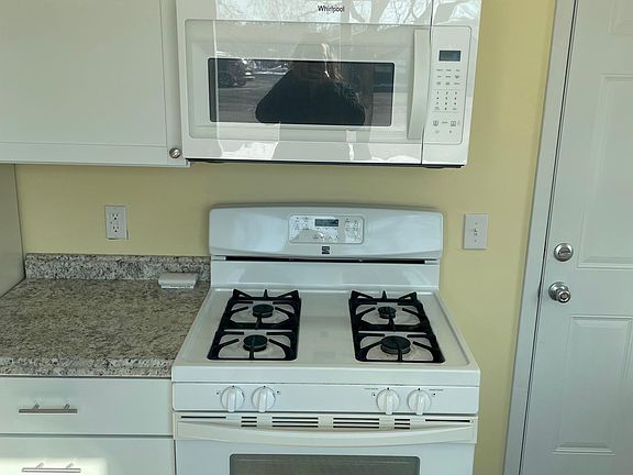 3rd image of 932 River St #1