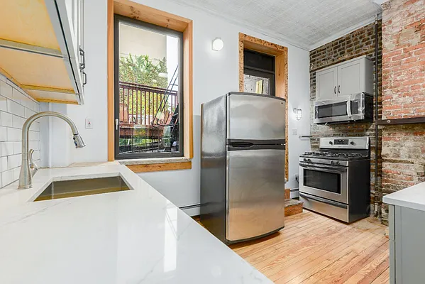 Rented by Keyo  | media 4