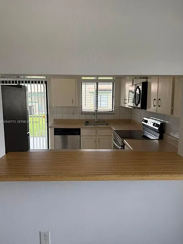 798 SW Claudia Ave #798 Photo 1