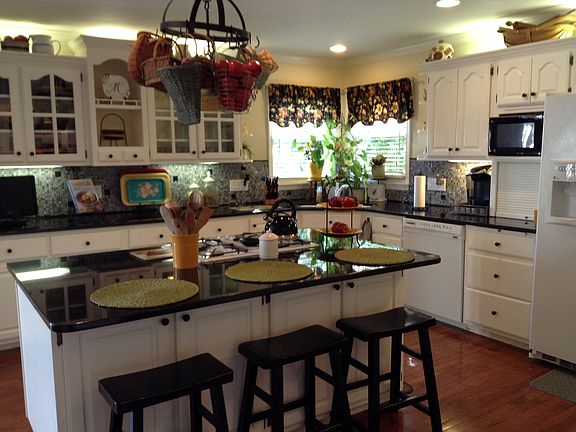 Kitchen: Island View