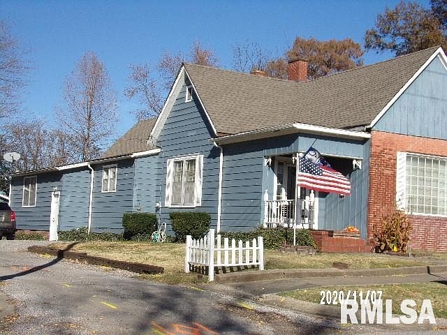 1st image of 114 W Church St